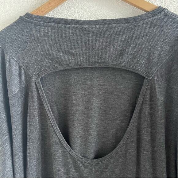 Champion C9 Gray Long Sleeve Open Back Active Shirt Athleisure Workout XL - Picture 6 of 6